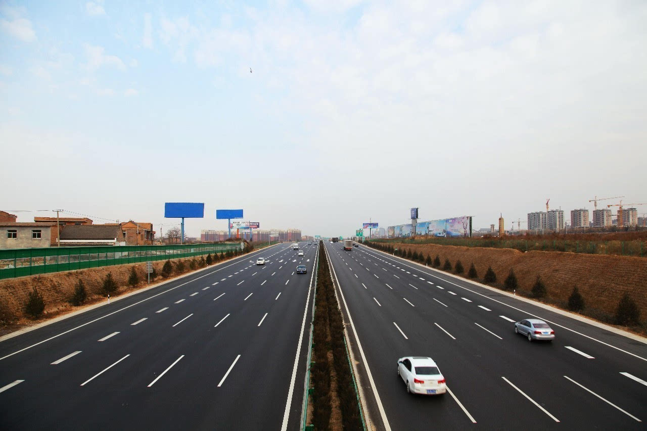 西安市臨潼區(qū)秦漢大道（108 國道以西）道路施工項(xiàng)目D1標(biāo)、D2標(biāo)